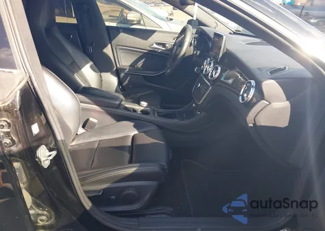 2016 Mercedes-Benz Cla 250 z USA, uszkodzony, nr VIN WDDSJ4EB9GN365853